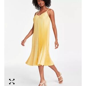 Sam Edelman V-Neck Pleated Slip Dress Sz 8 Yellow Women New Colorful